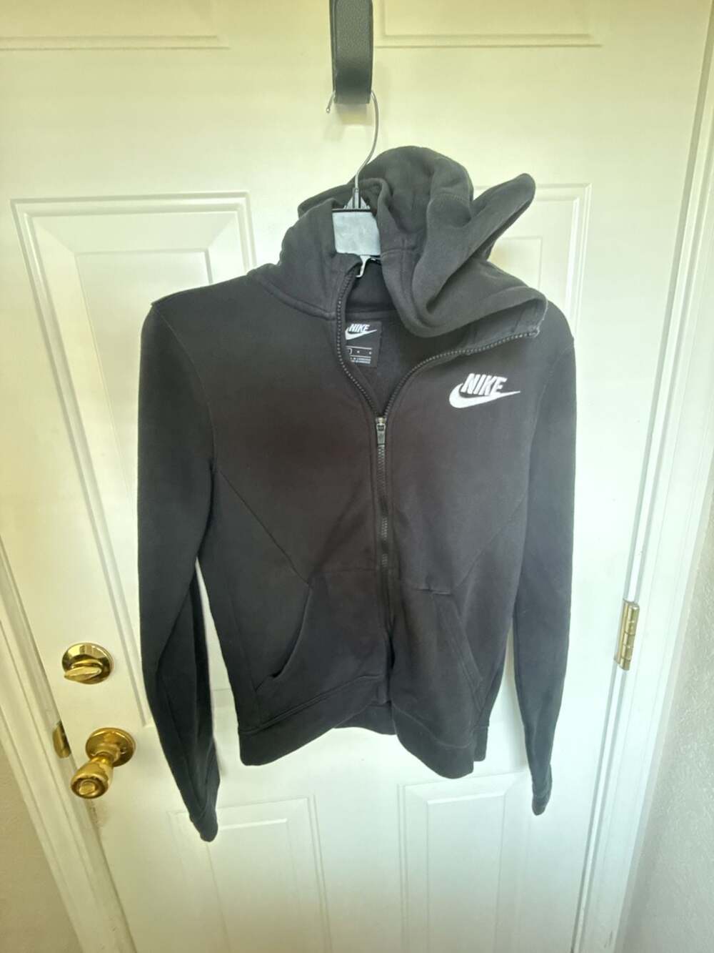 Nike Women's Sportswear Club Fleece Full-Zip Hoodie in Black
